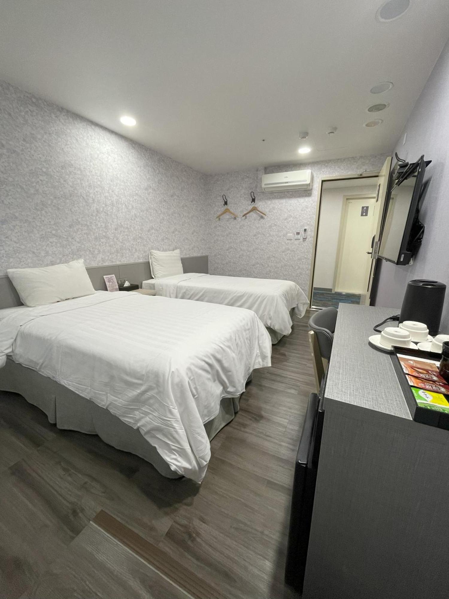 歐法行旅 O Fun Hotel Taipéi Exterior foto